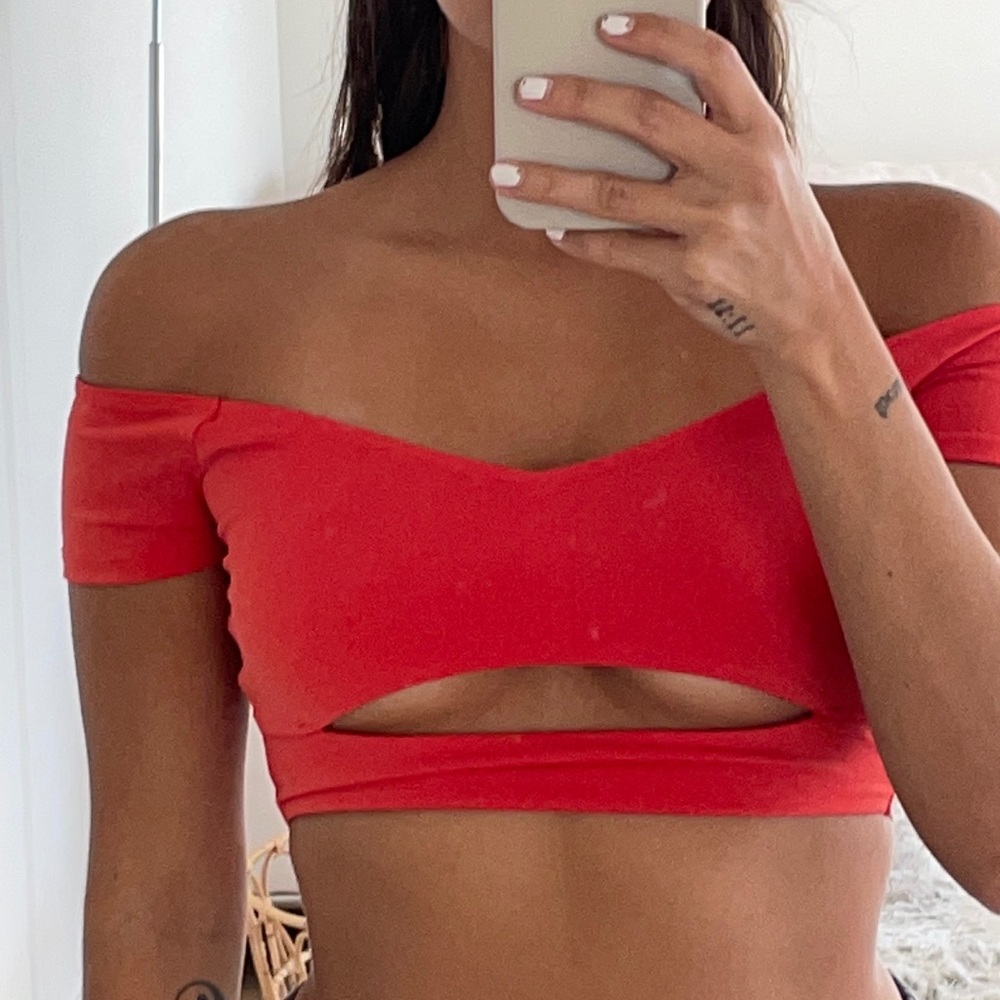 Cut out crop top orange red